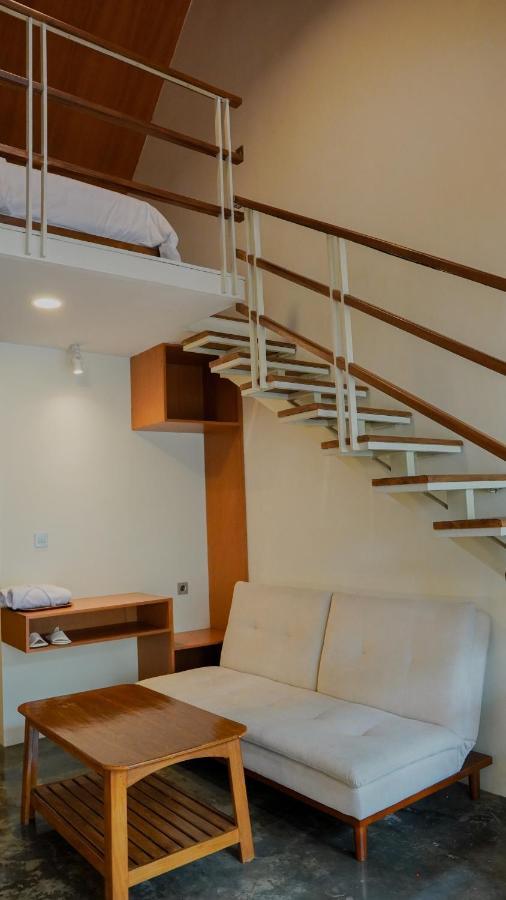 Smedi Coliving Hotel Yogyakarta Ngoại thất bức ảnh