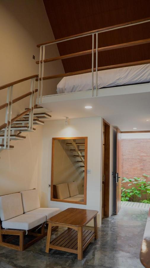 Smedi Coliving Hotel Yogyakarta Ngoại thất bức ảnh